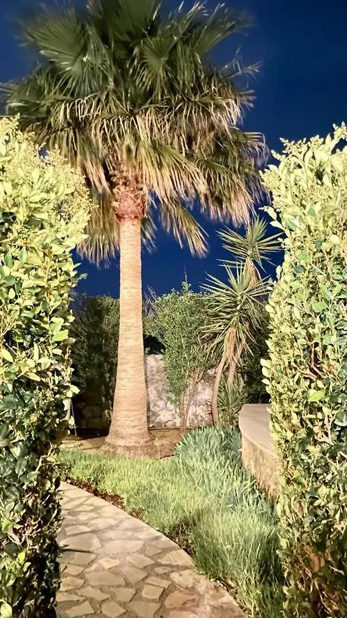 Kayalarda Denize Sifir Luks Ozel Havuzlu Villa Guzelyali  Guzelyali (Northern Cyprus)